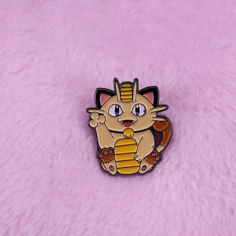 Lucky Cat Meowth Pin