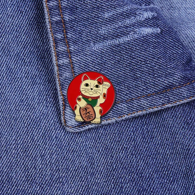 Lucky Cat Pin Rising Sun