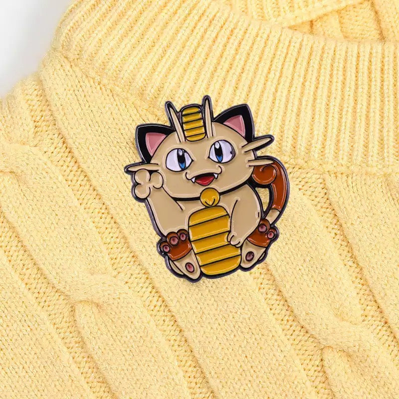 Lucky Cat Meowth Pin