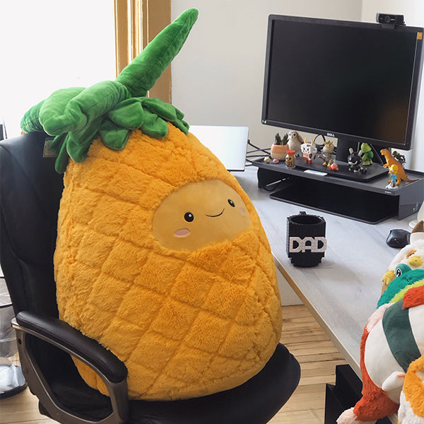 Peluche Massive Squishable – Massive Ananas