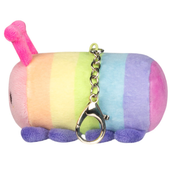 Peluche Micro Squishable – Chenille Arc-en-Ciel