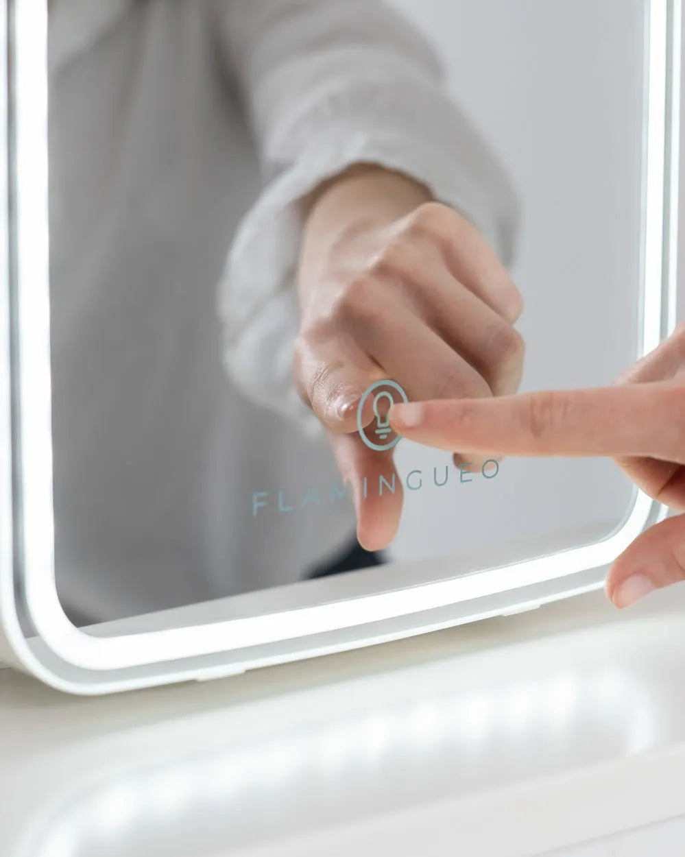 10L Cosmetic Fridge with Mirror - GRIMMY