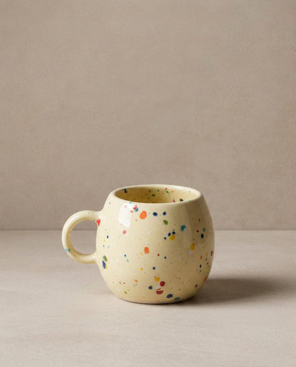 New Party Set 2 Espresso Mugs + 2 Mini Trays - Yellow