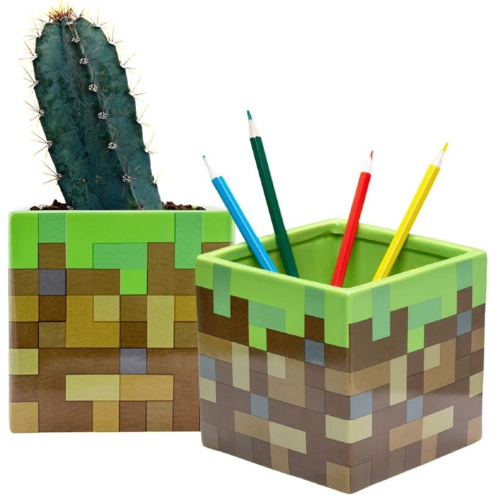 Minecraft Plant and Pen Pot - Grass Block