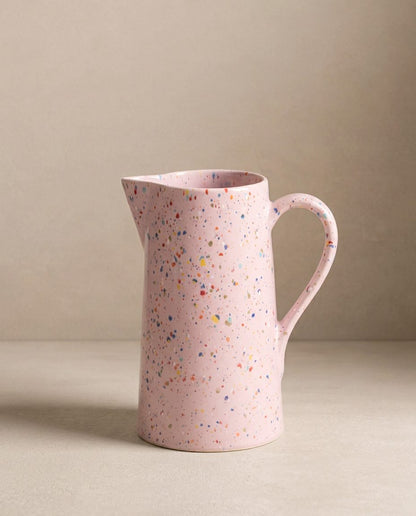 New Party Pichet 1.5L Rose – pichet en grès fait main – Egg Back Home