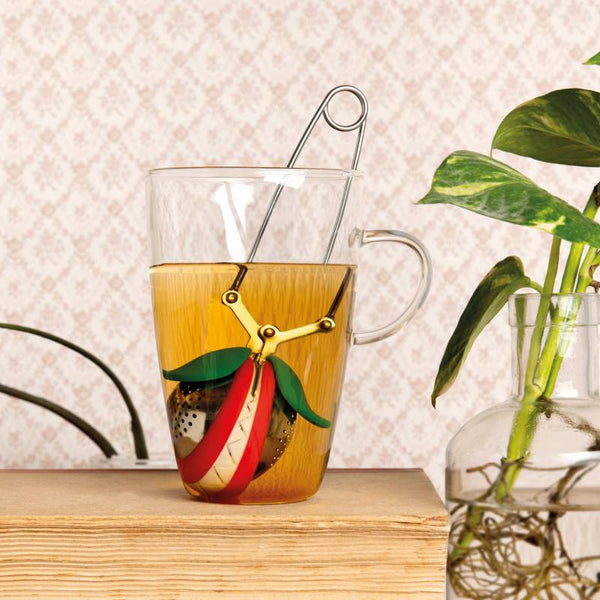Lepel met theezeefje voor vleesetende planten 