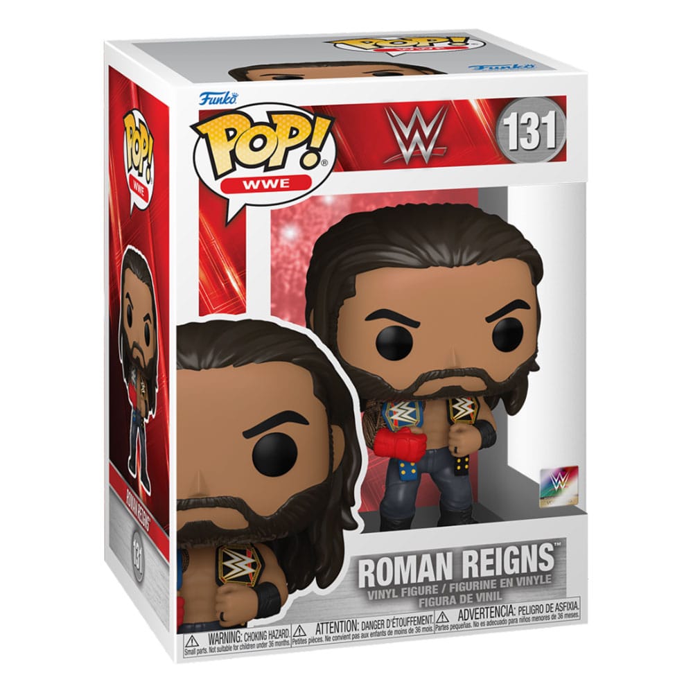 Roman Reigns mit Gürteln 