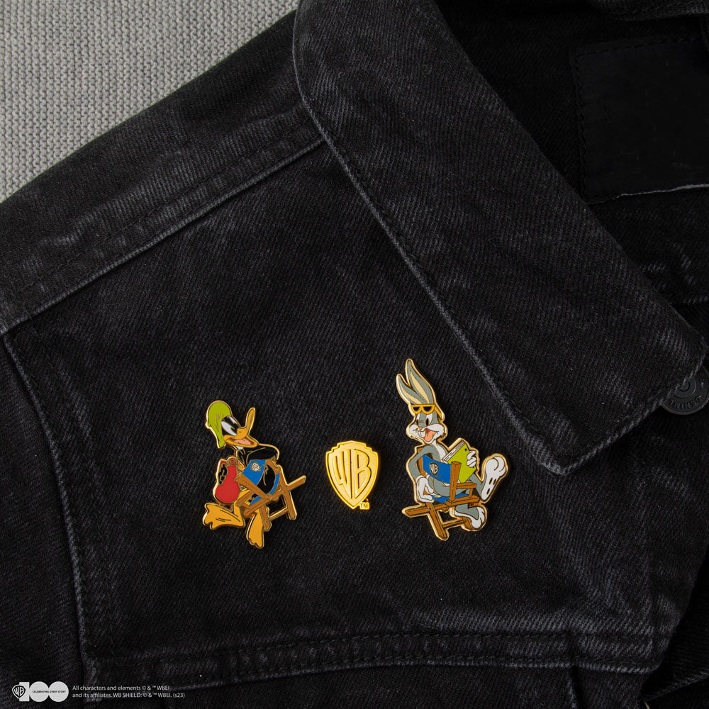 Pin's Bugs Bunny and Daffy Duck at Warner Bros 