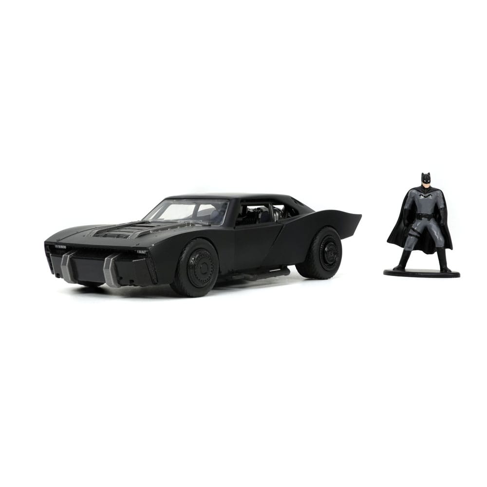 Batman &amp; Batmobile 1:32 