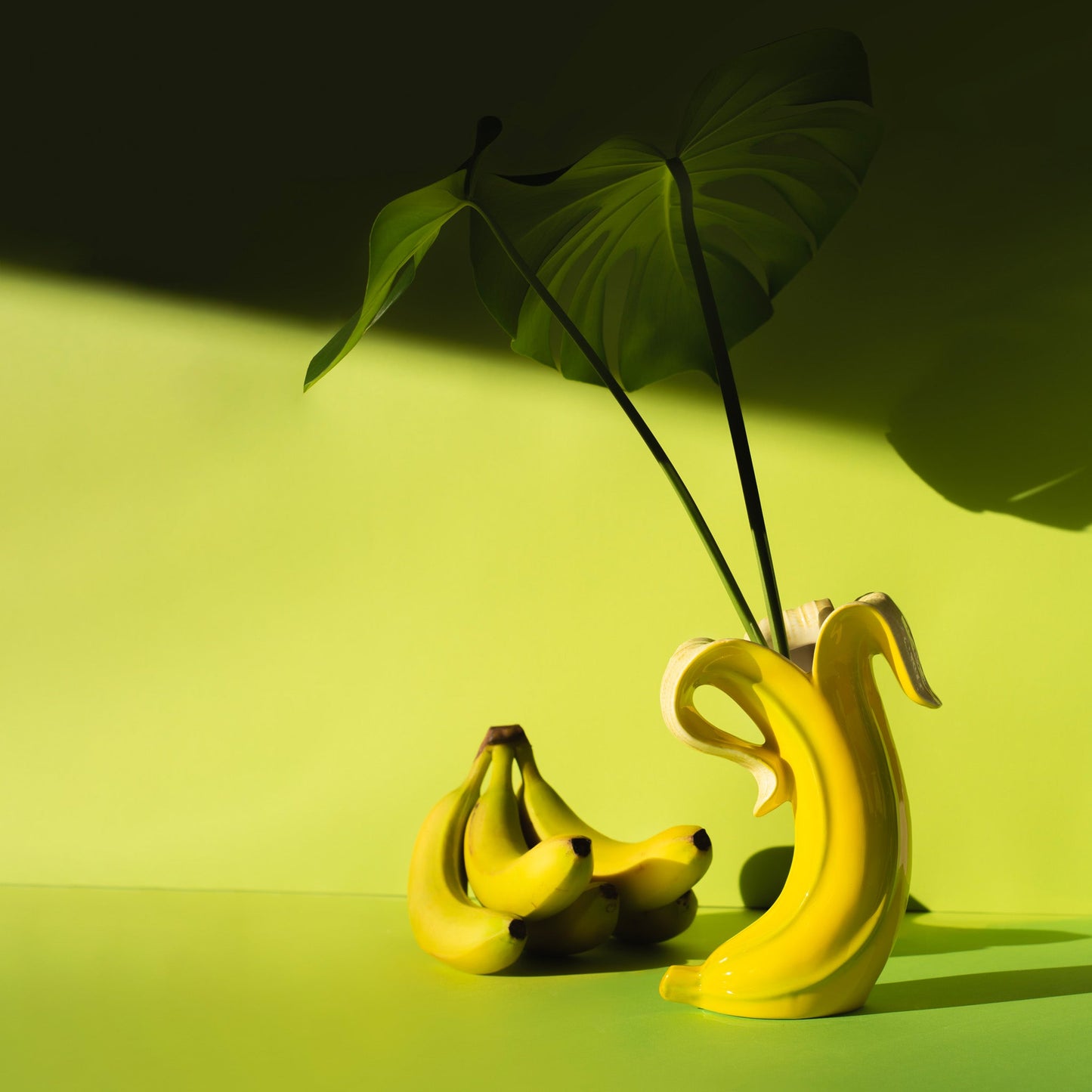 Vase Banana Romance